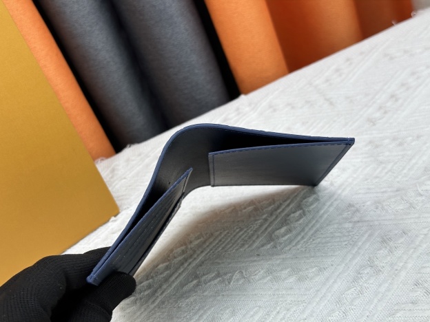 ルイ・ヴィトン パスポートカバー クーヴェルテュール･パスポール