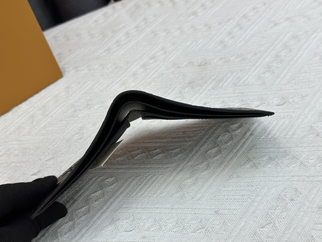 ルイ・ヴィトン ポルトフォイユ･ミュルティプル