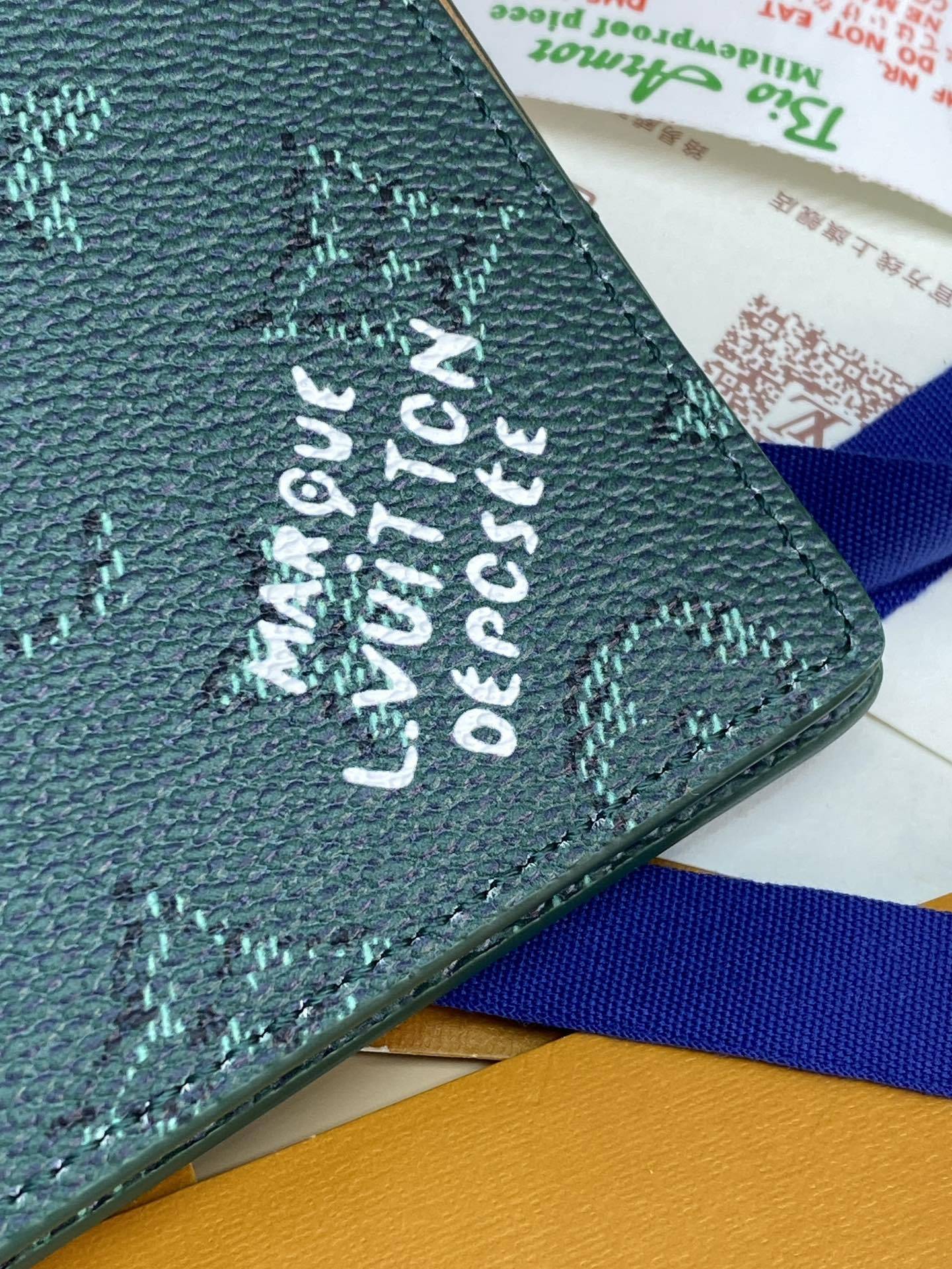 ルイ・ヴィトン ポルトフォイユ･スレンダー