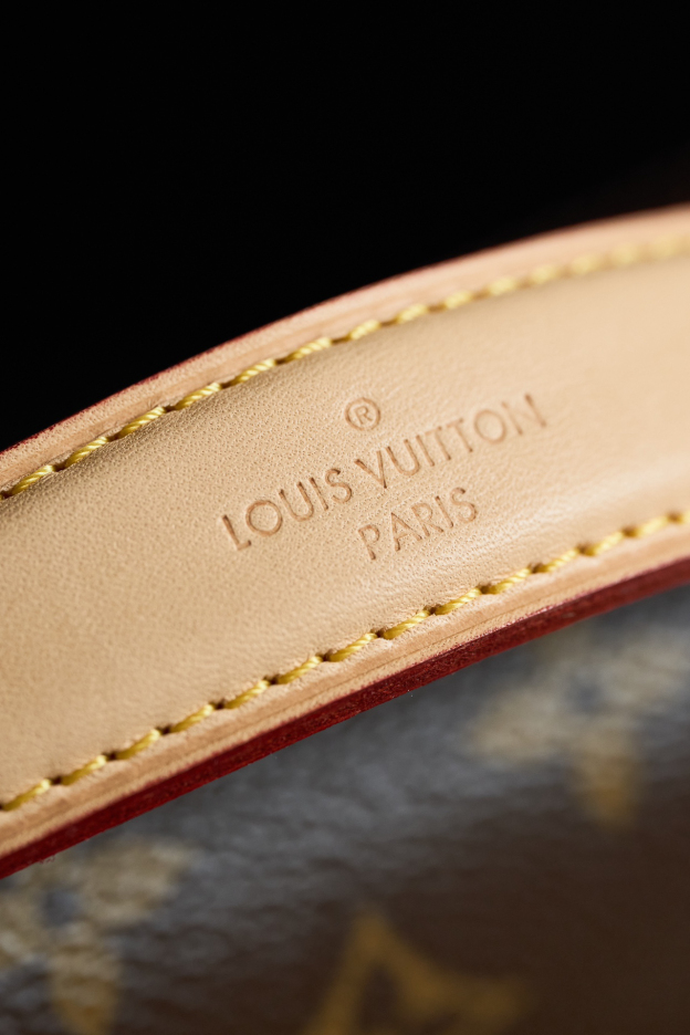 ルイ・ヴィトン「Louis Vuitton」ポシェット・メティス モノグラム ショルダーバッグ