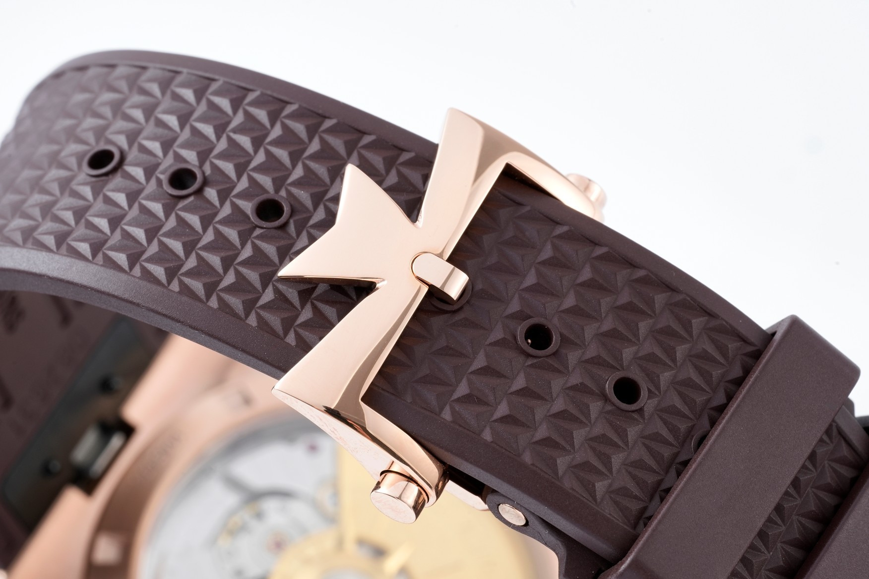 ヴァシュロン・コンスタンタン オーヴァシーズ 41mm