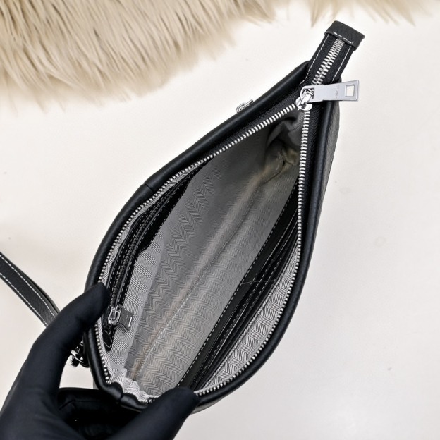 エルメス レザー クラッチバッグ