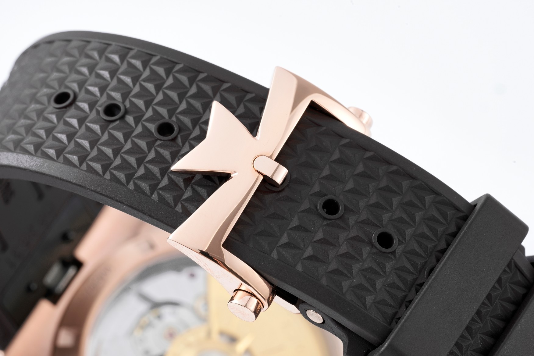 ヴァシュロン・コンスタンタン オーヴァシーズ 41mm