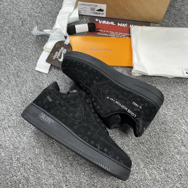 「コラボモデル」Louis Vuitton x Nike Air Force 1 Low【日本未入荷】