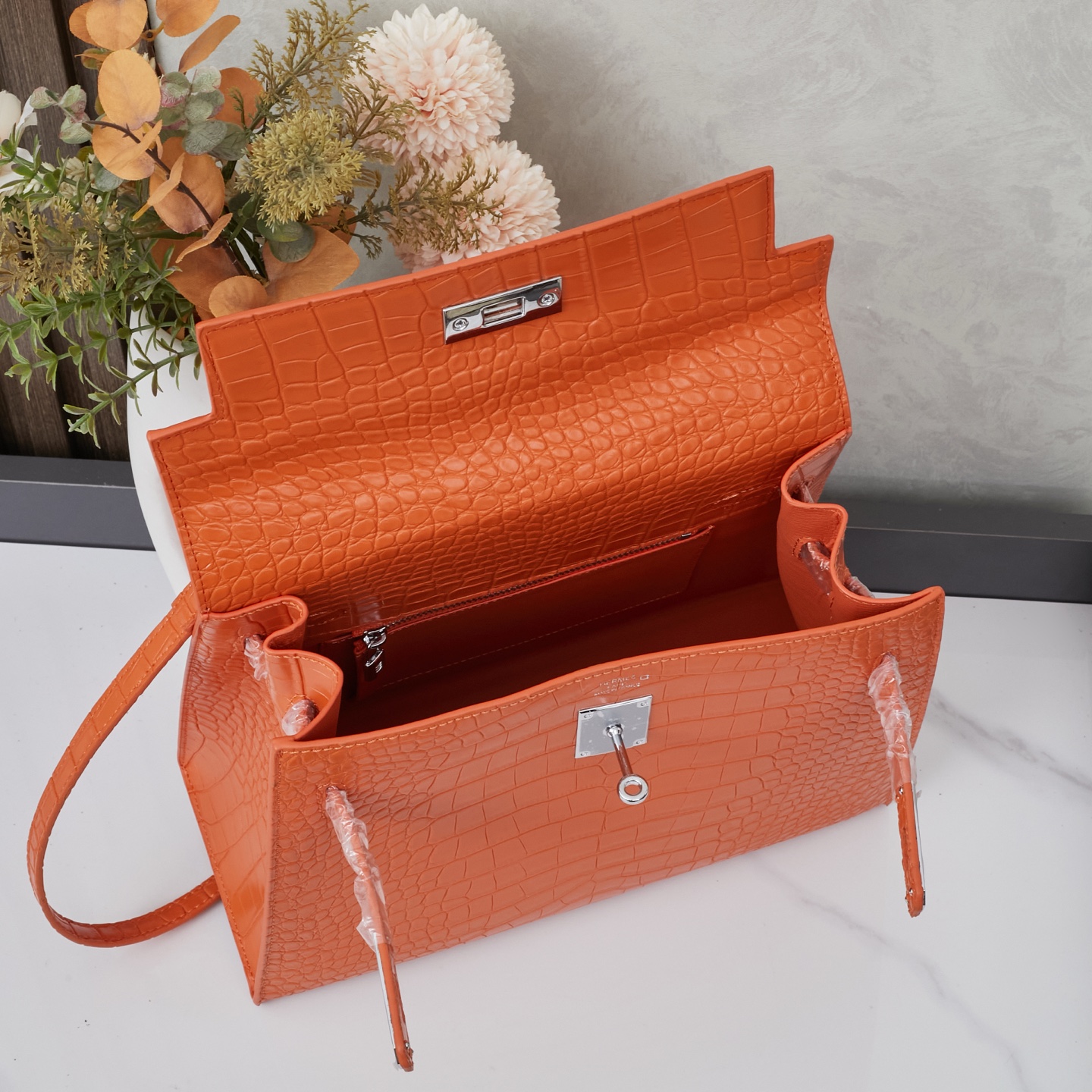 エルメス ケリー 19/25/28 ストーンパターンレザー バッグ「Kelly II Sellier」