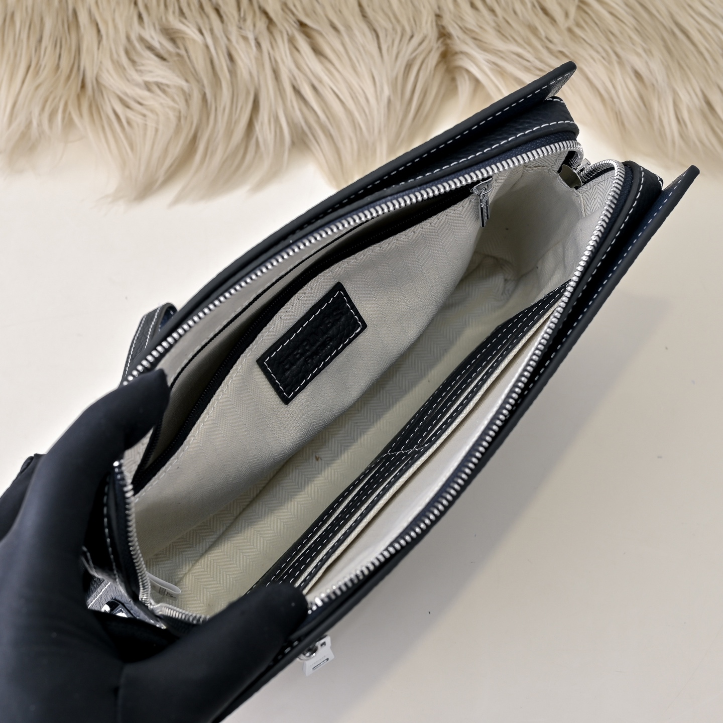 エルメス ジップ レザー クラッチバッグ