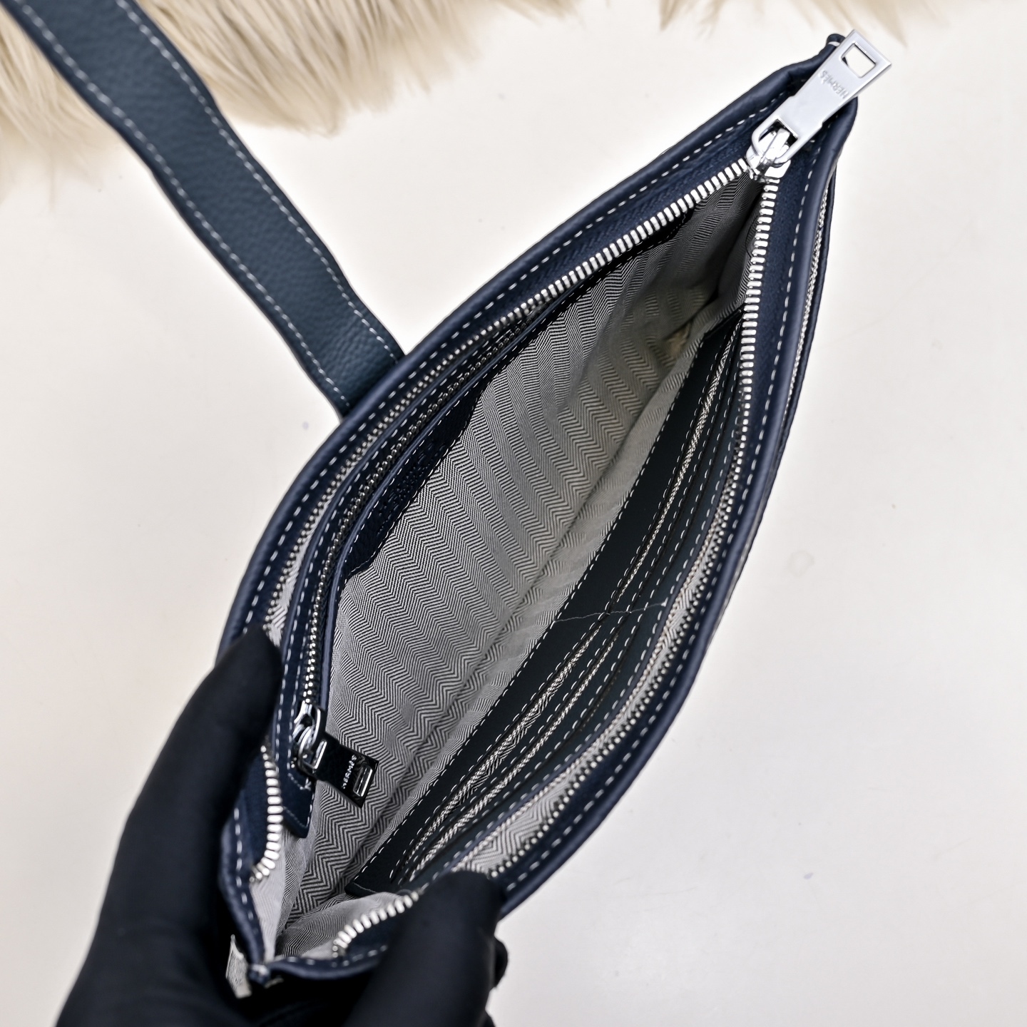 エルメス New H Passant ジップ クラッチバッグ
