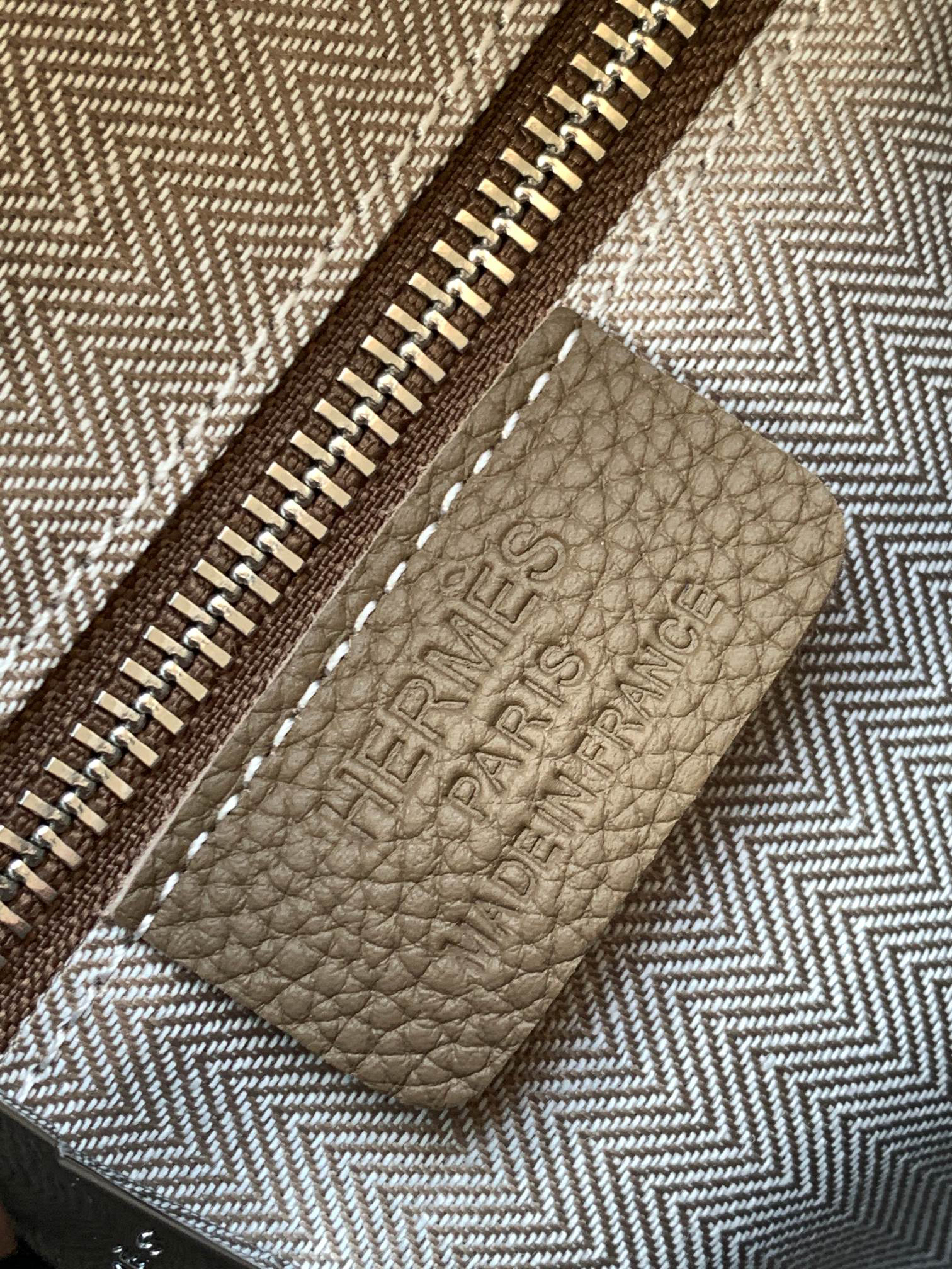 エルメス H エンボス レザー ファニーパック