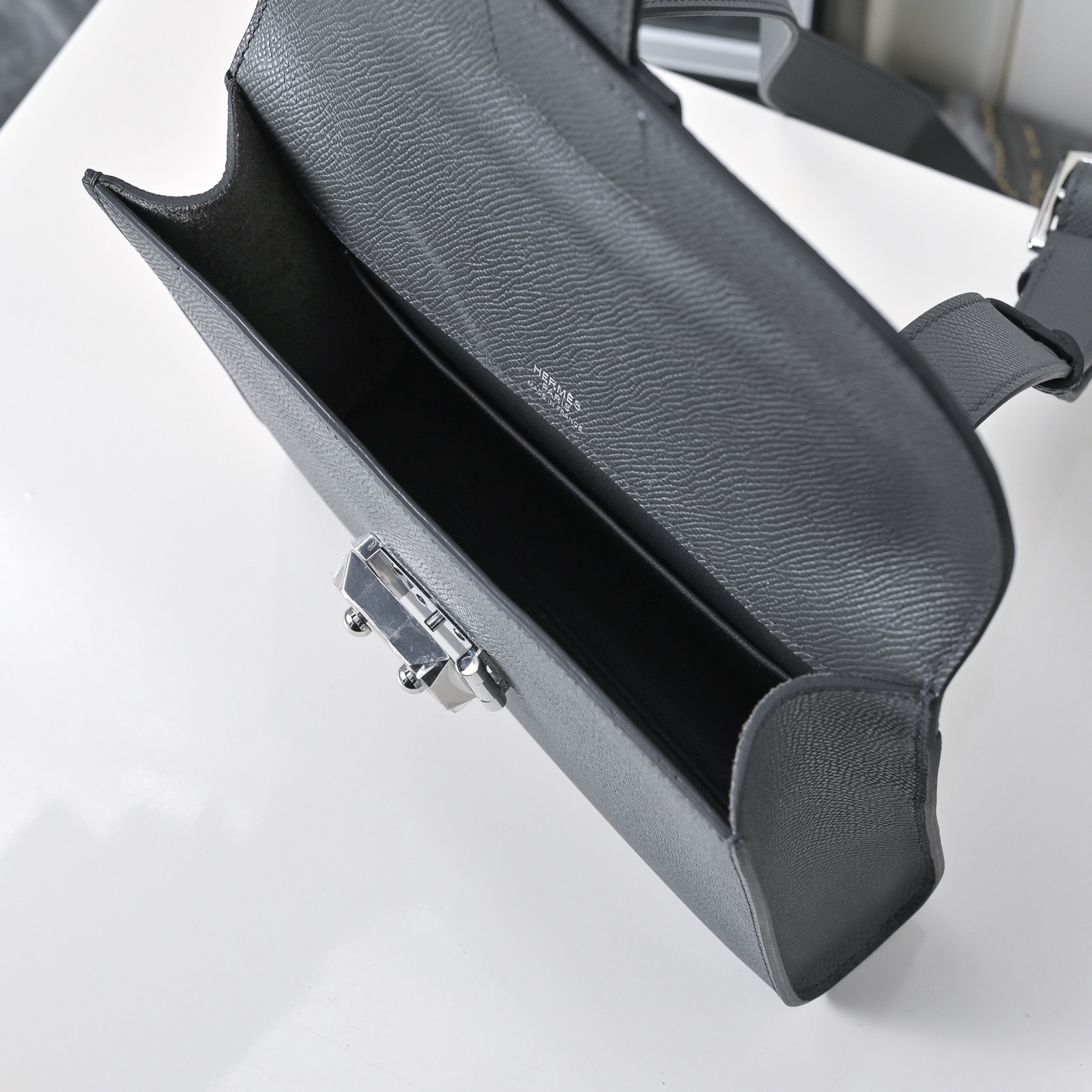 エルメス サック・ア・デペッシュ 21 メッセンジャーバッグ「Sac a Depeches」