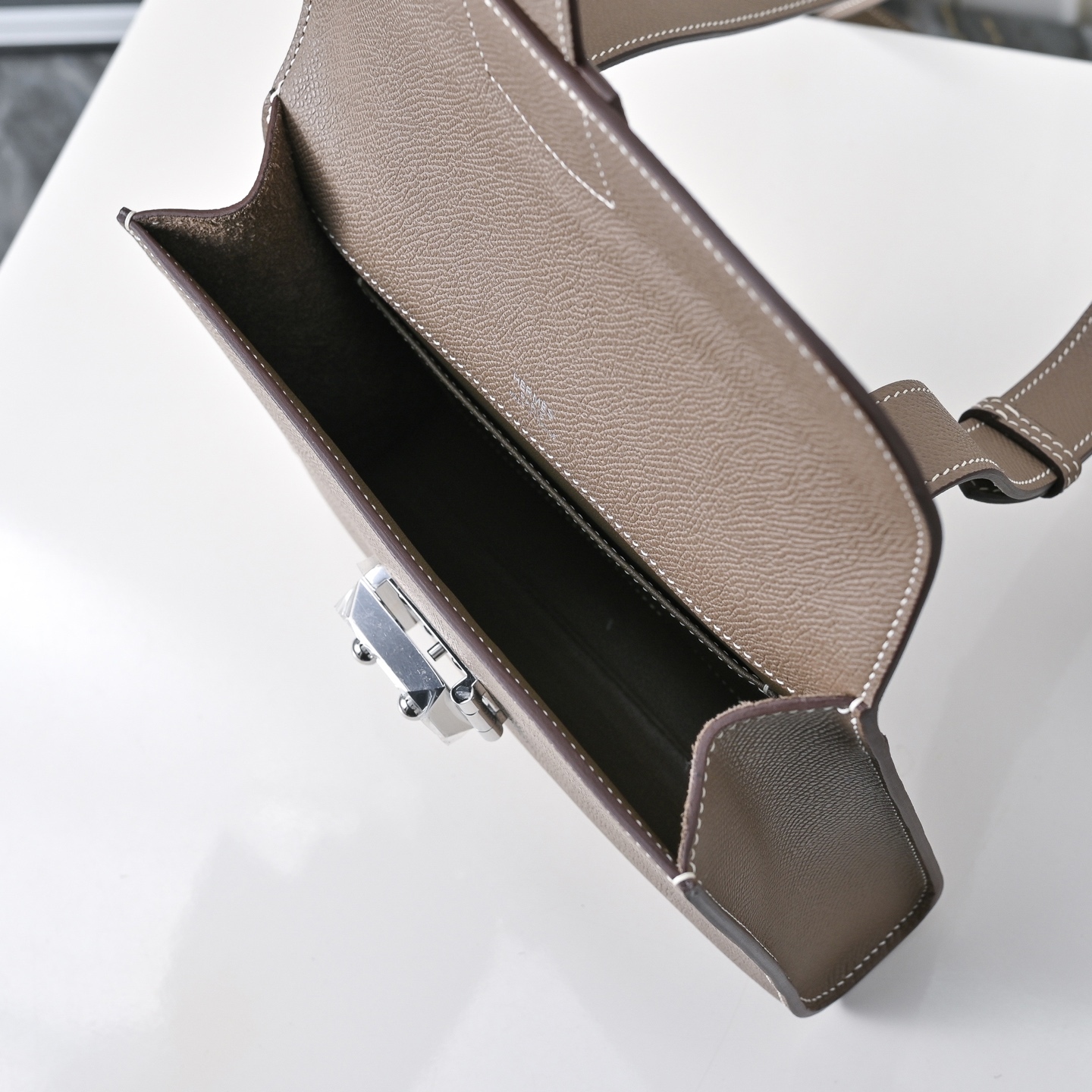 エルメス サック・ア・デペッシュ 21 メッセンジャーバッグ「Sac a Depeches」