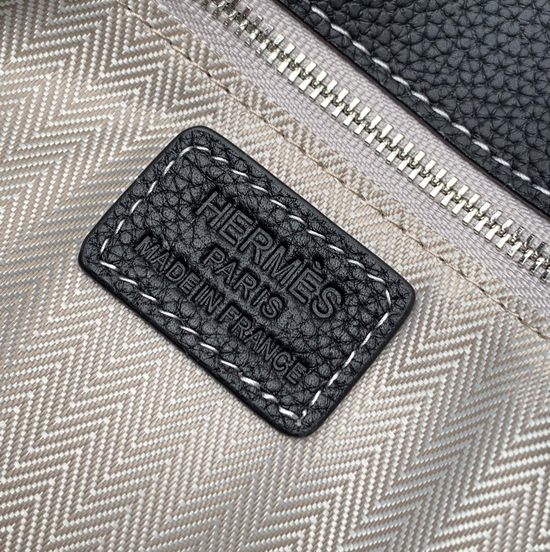 エルメス スティーブ ライト ジュニア メッセンジャーバッグ