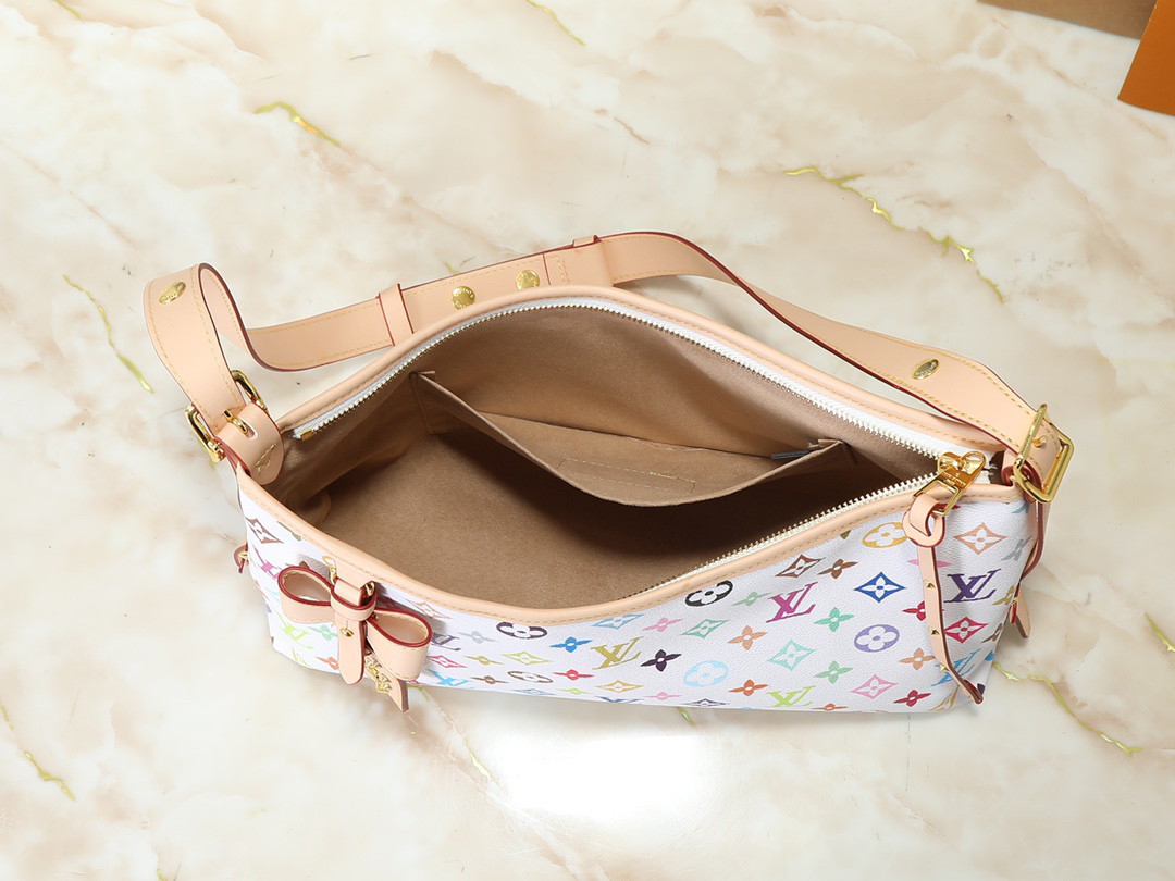 ルイ・ヴィトン LV x TM キャリーオール イーストウエスト バッグ「CarryAll Bag」