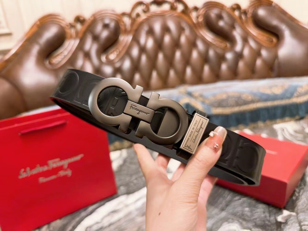 フェラガモ「Ferragamo」リバーシブルベルト