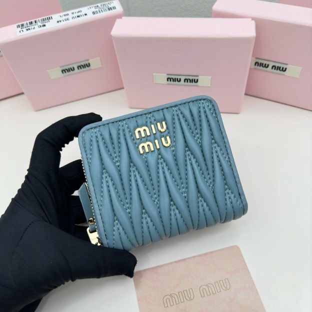 ミュウミュウ マテラッセレザー 財布「Matelassé Wallet」