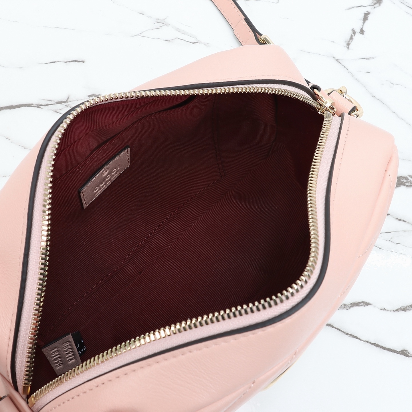 グッチ〔GGマーモント〕スモール カメラバッグ「GG Marmont Bag」