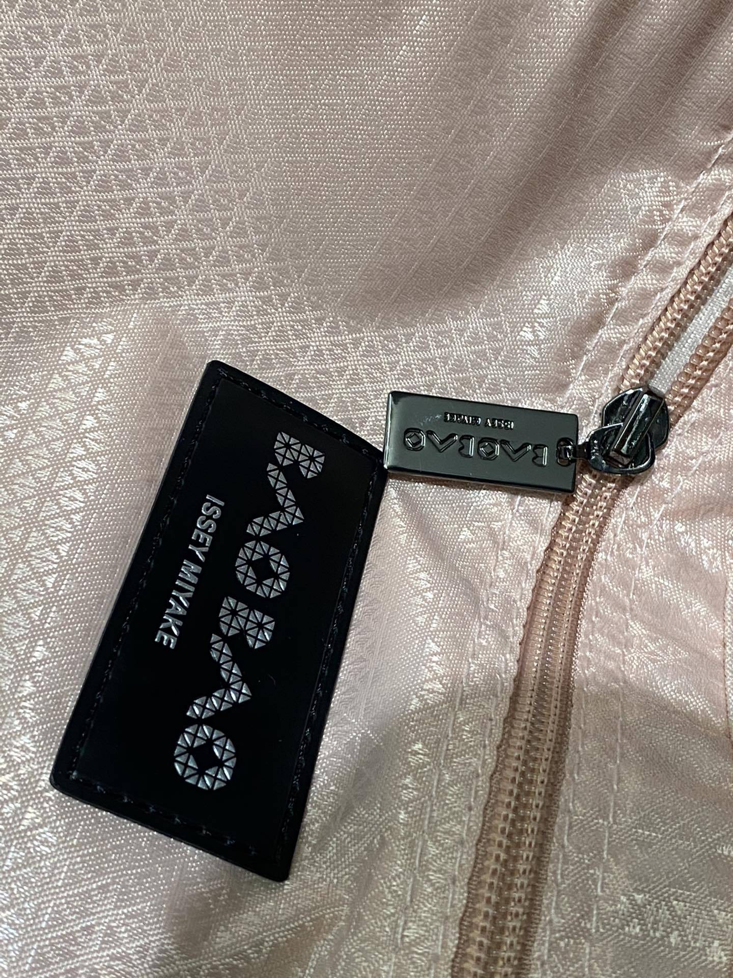 イッセイ ミヤケ「Issey Miyake」ハンドバッグ