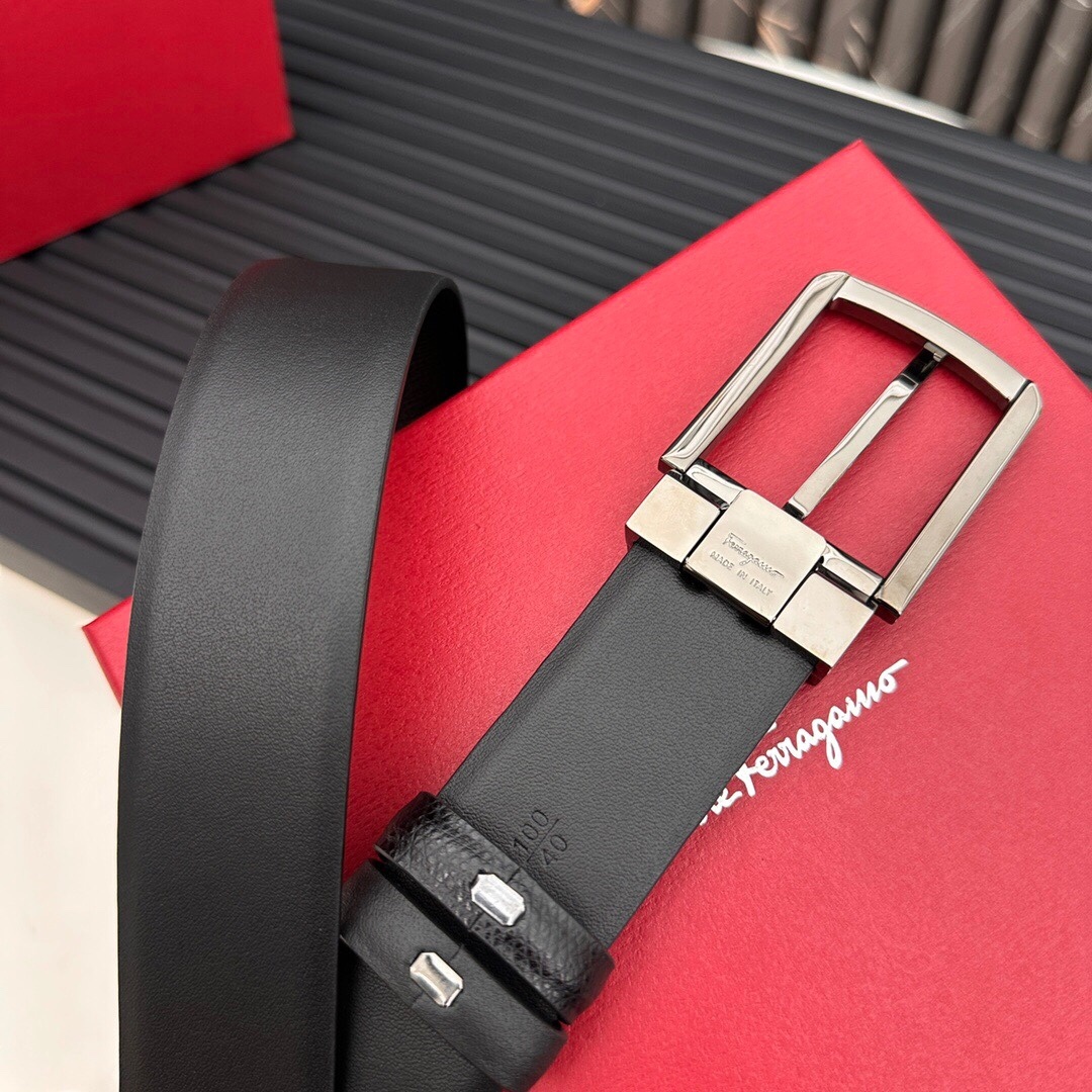 フェラガモ「Ferragamo」リバーシブルベルト