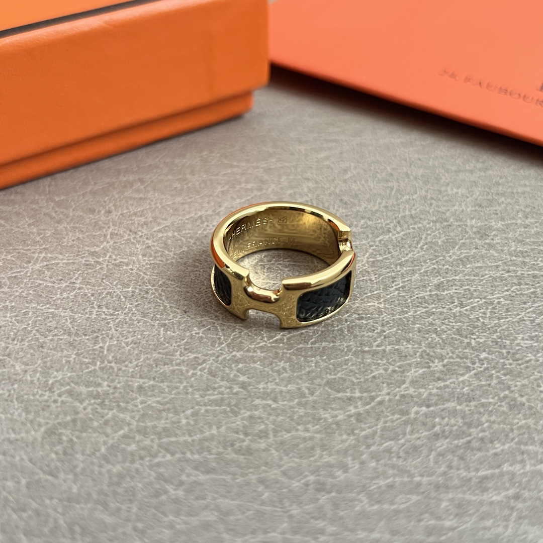エルメス アイコニック＆クラシック リング コレクション