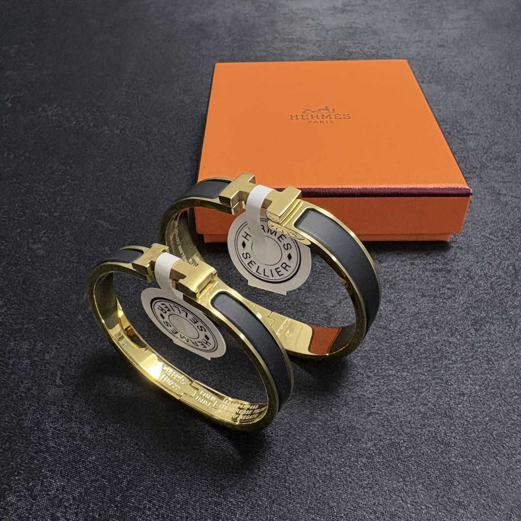 エルメス ブランドの象徴的なブレスレット