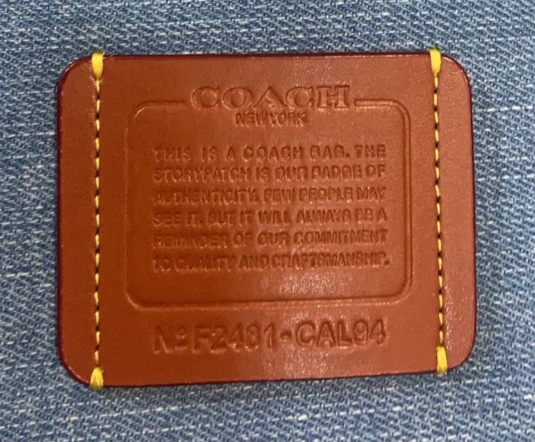 コーチ「Coach」スクエアタビー ショルダーバッグ