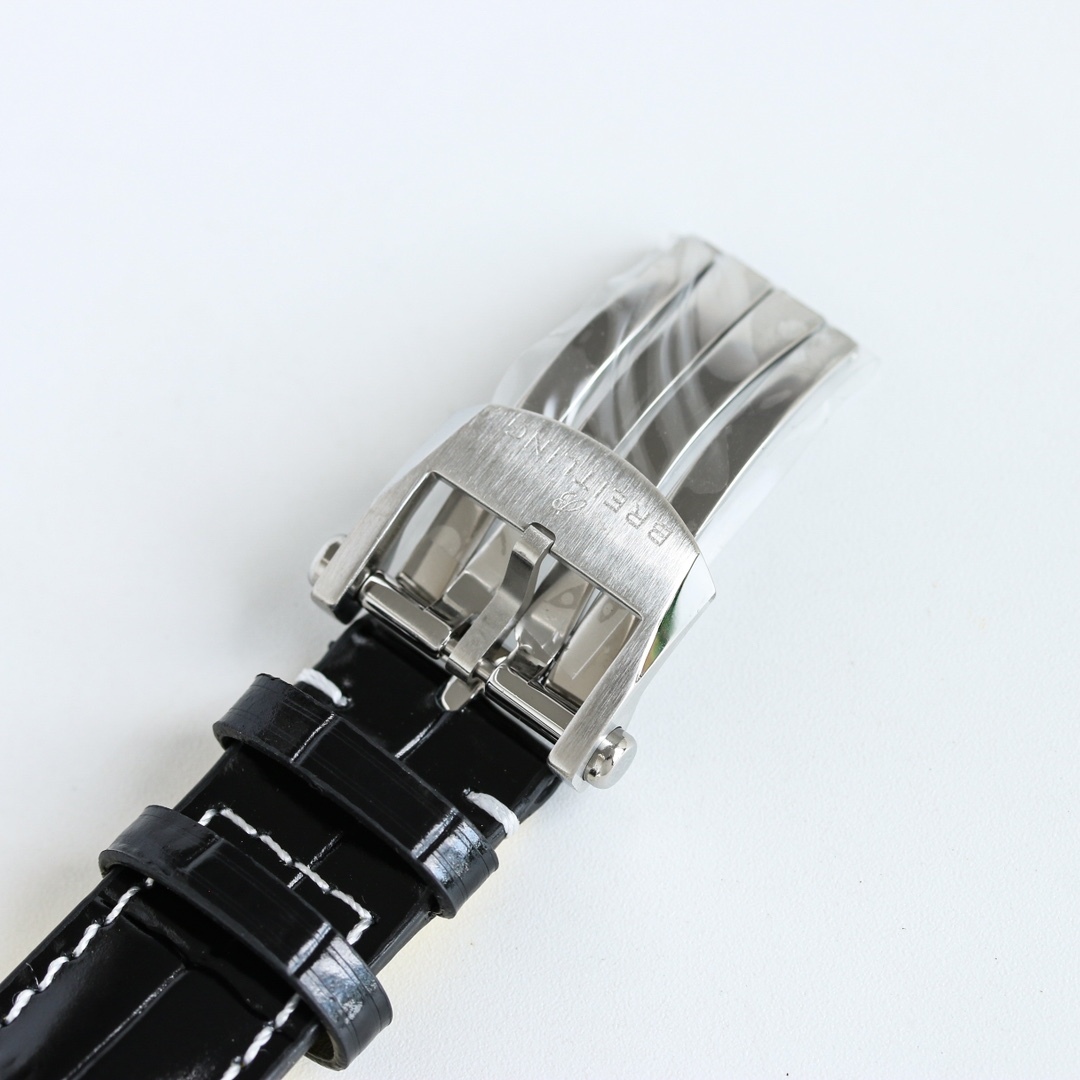 ブライトリング ナビタイマー 43mm