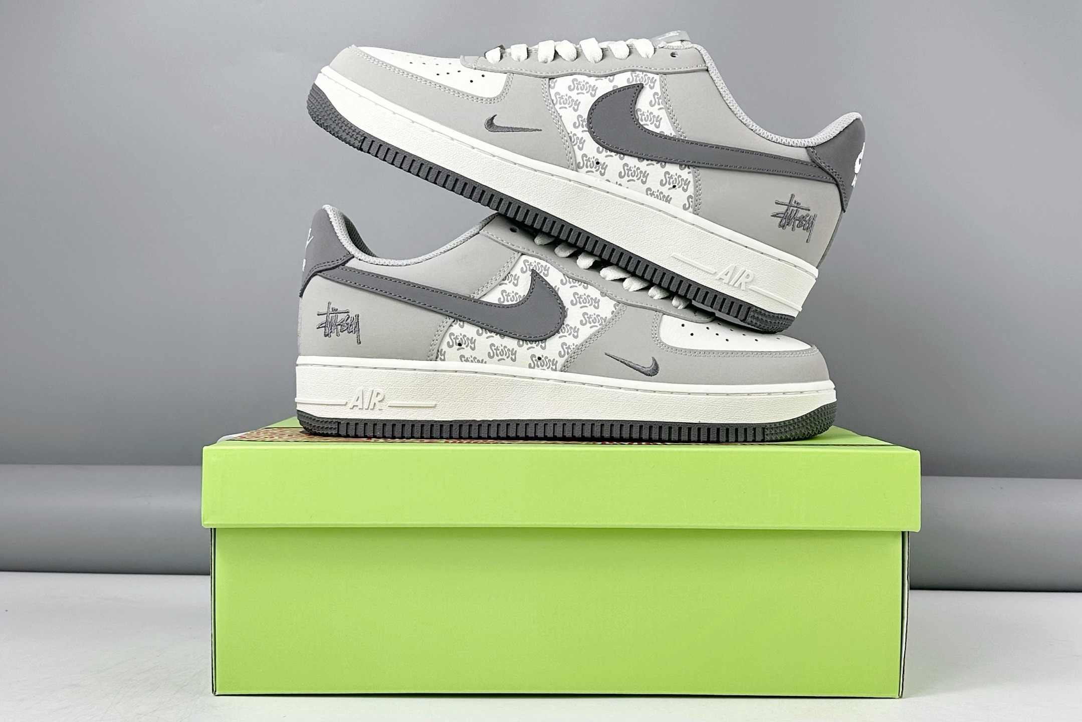 ナイキ「Nike」ク ロー カジュアルスニーカー