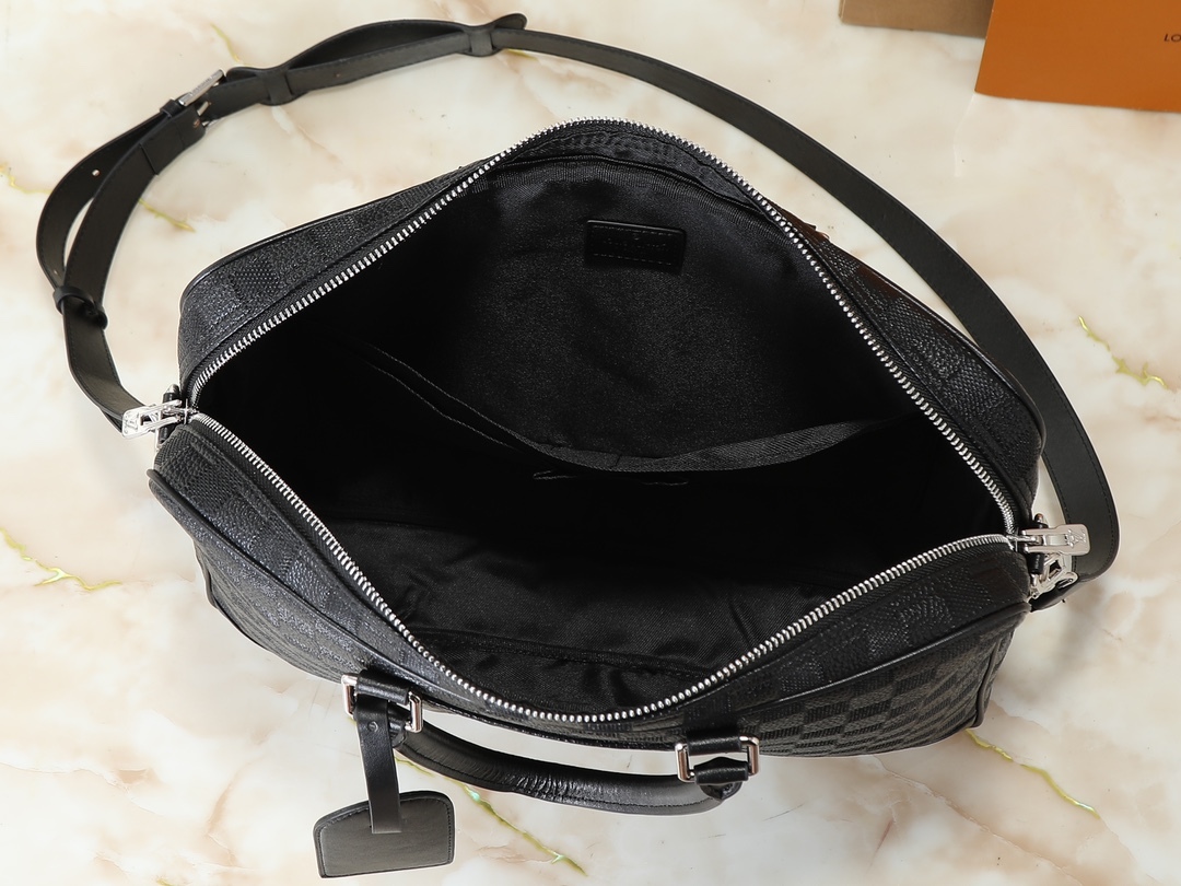 ルイ・ヴィトン ポルト ドキュマン･ヴォワヤージュ「Porte-Documents Voyage」