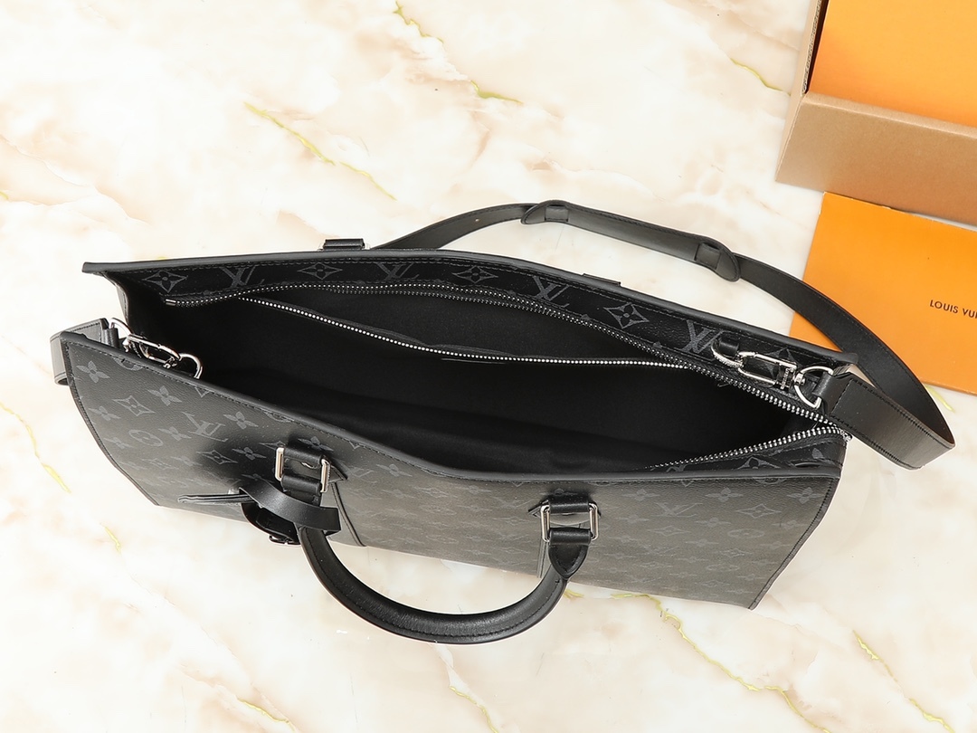 ルイ・ヴィトン サックプラ 24H「Sac Plat」