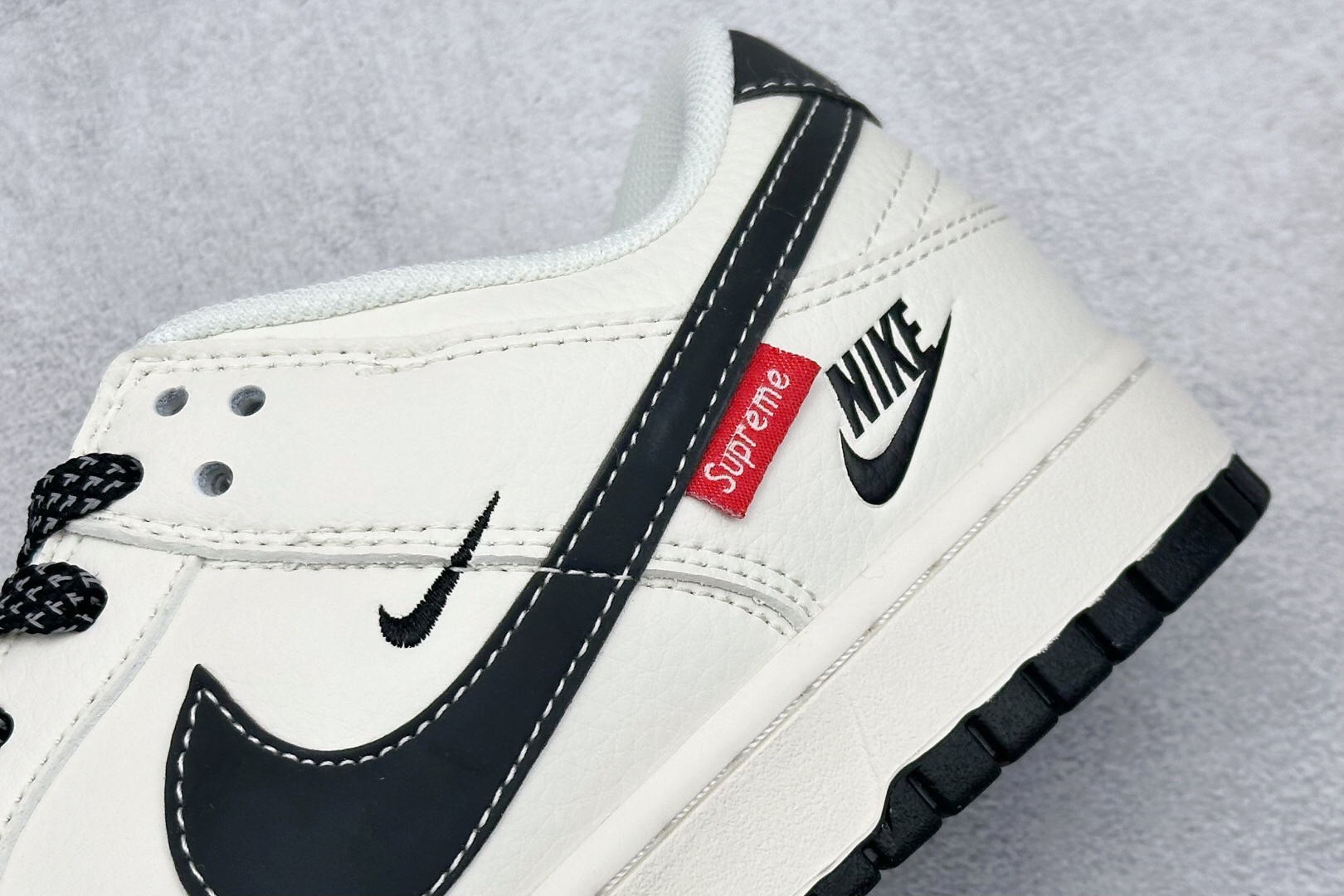 超入手困難ナイキ SB ダンクロー・スープラムコラボレーション日本限定