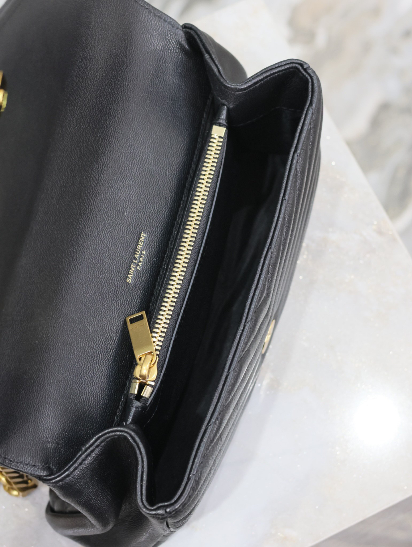 サンローラン「Saint Laurent」メッセンジャーバッグ