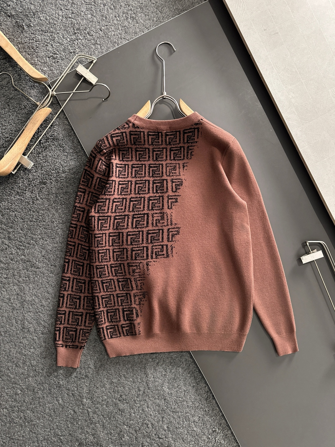 フェンディ「Fendi」2026新作ニットコレクション ニットウェア