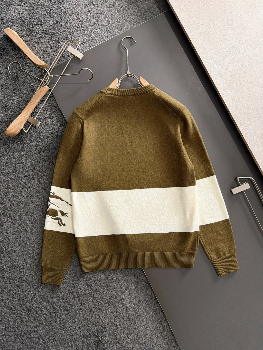 バーバリー「Burberry」2026新作ニットコレクション ニットウェア