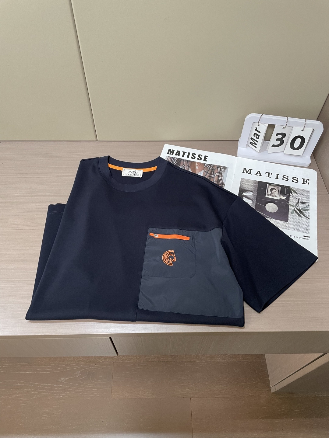 エルメス「Hermès」 クルーネックTシャツ 軽やかな着心地 春夏新作