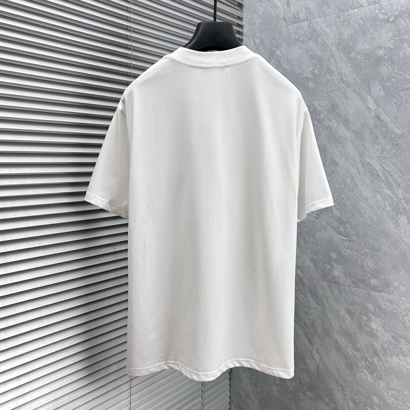 エルメス「Hermès」 クルーネックTシャツ 軽やかな着心地 春夏新作