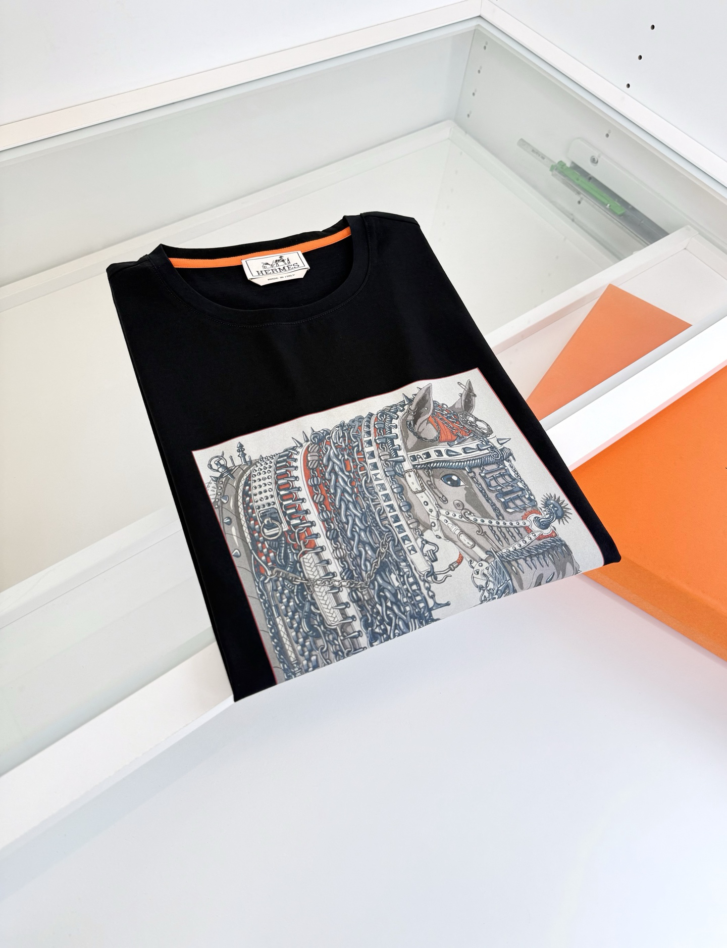 エルメス「Hermès」 クルーネックTシャツ 軽やかな着心地 春夏新作