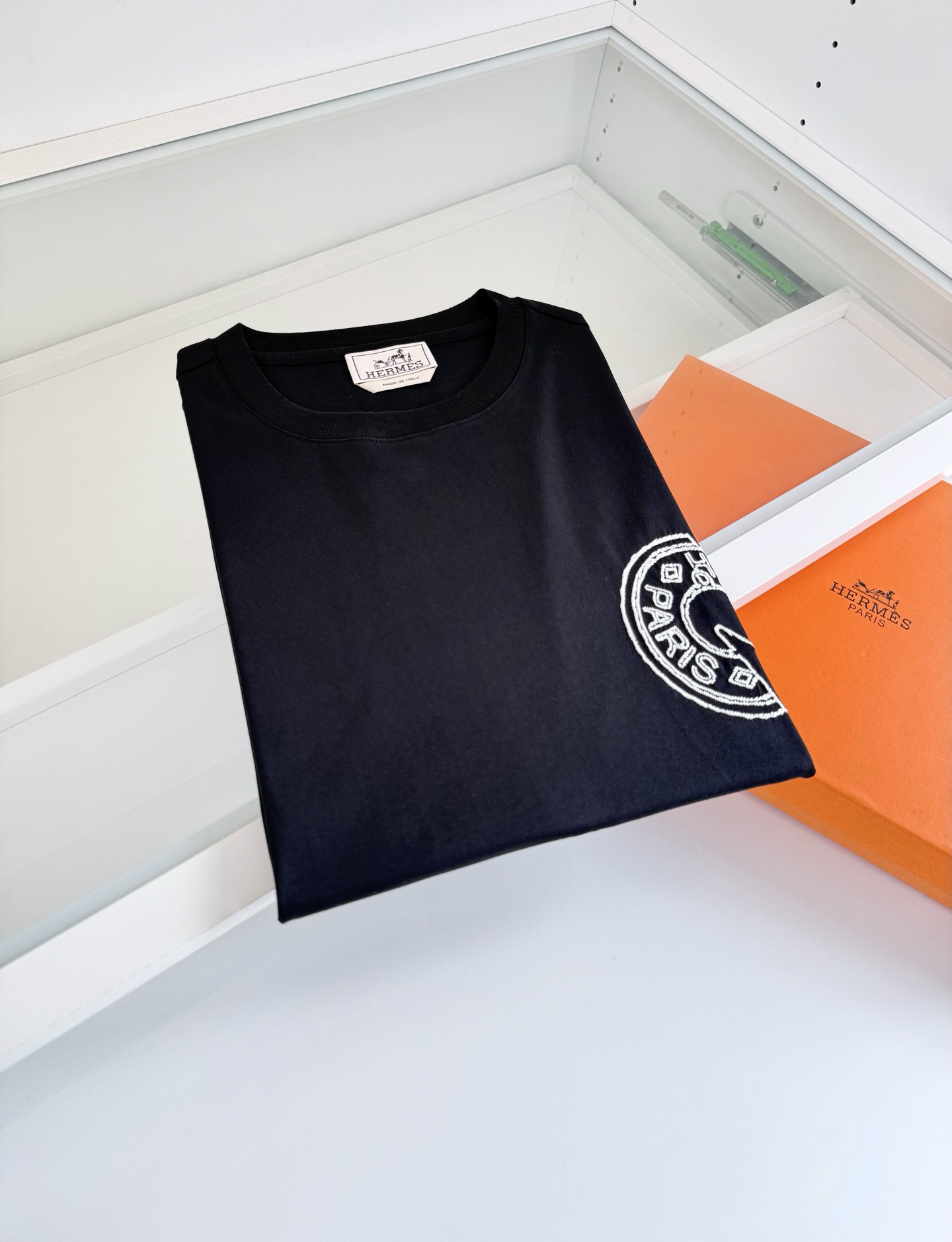 エルメス「Hermès」 クルーネックTシャツ 軽やかな着心地 春夏新作