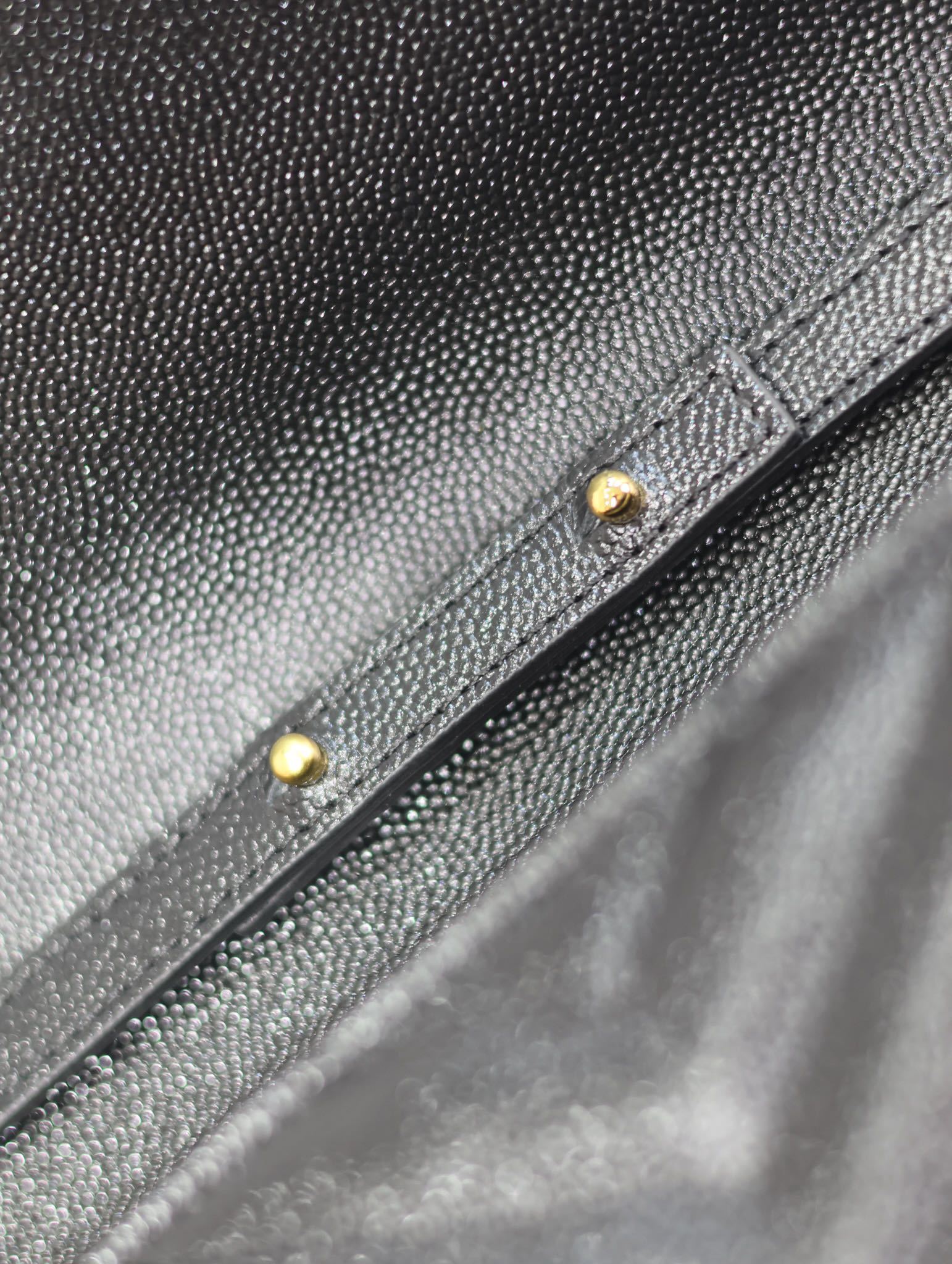 サンローラン「Saint Laurent」  MONOGRAM エンベロープバッグ