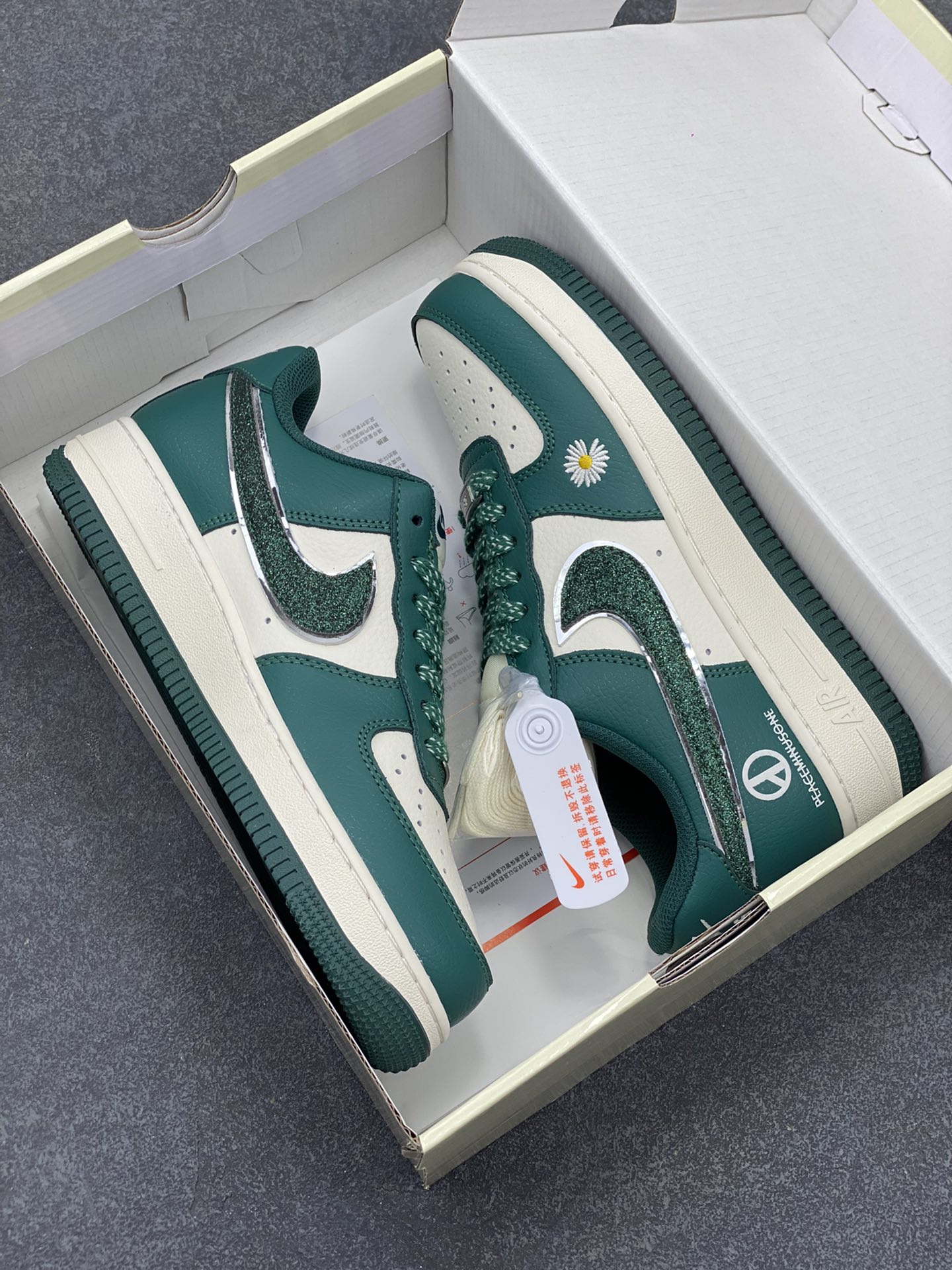 ナイキ「Nike」アライアンス製品 ク ロー カジュアルスニーカー