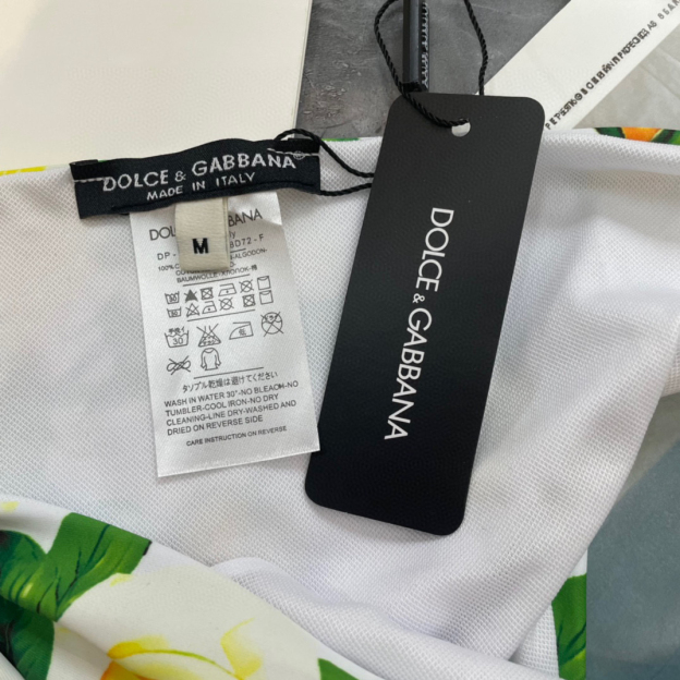 ドルチェ・アンド・ガッバーナ「D&G」ワンピース水着「2025夏季限定・人気プレミアムスイム登場！」