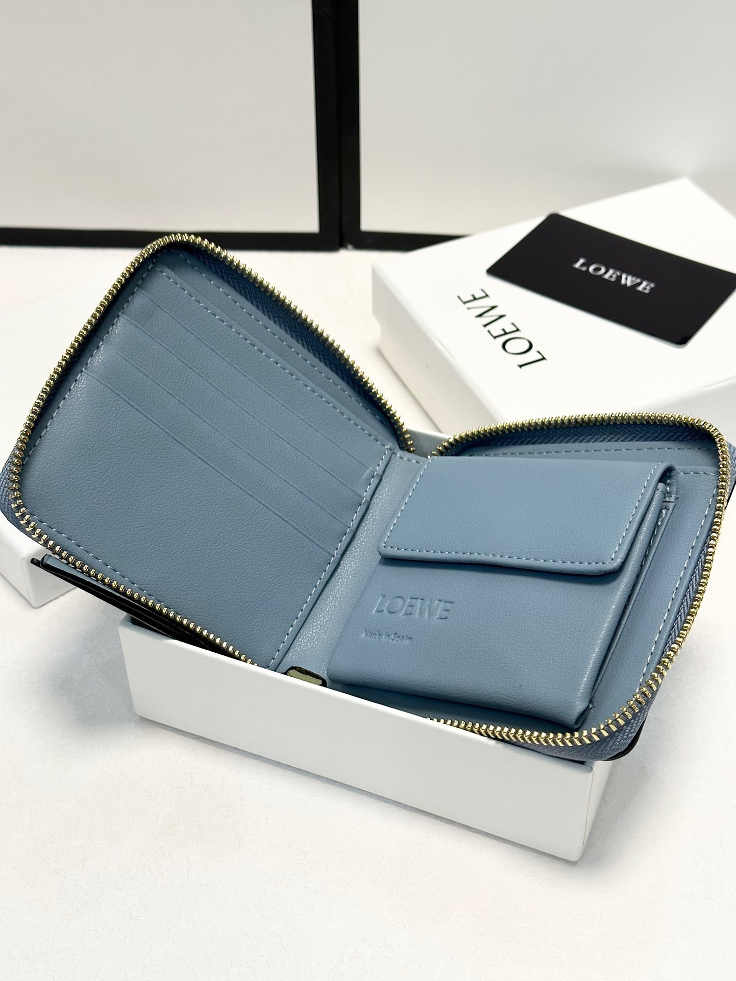 ロエベ「LOEWE」アナグラム コンティネンタル ウォレット 4色