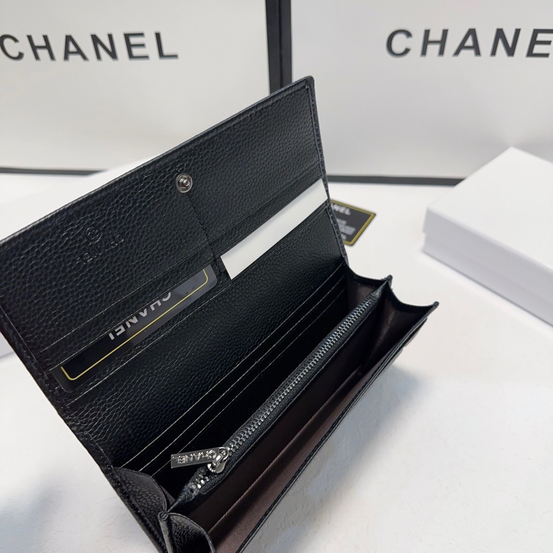 シャネル「Chanel」 ラムスキン フラップ ウォレット 財布