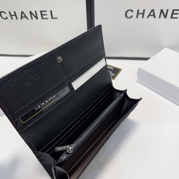 シャネル「Chanel」 ラムスキン フラップ ウォレット 財布