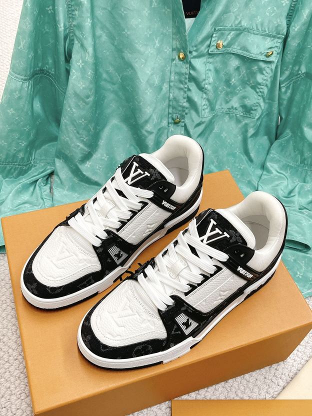 ルイ・ヴィトン「Louis Vuitton」LV トレイナー スニーカー