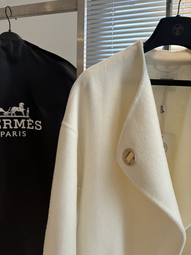 エルメス「Hermès」ラグジュアリーカシミアコート