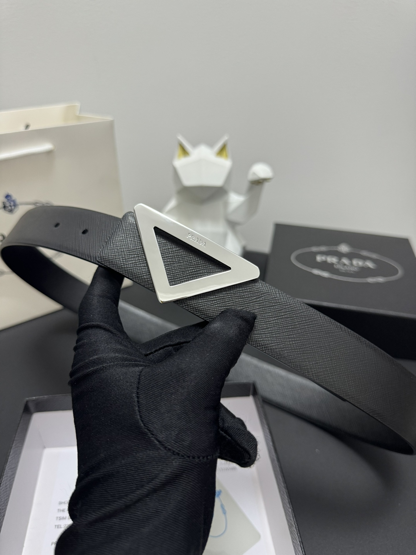 【高級品倉庫到着】Prada イタリアンビジネスベルト「全長約 100cm」