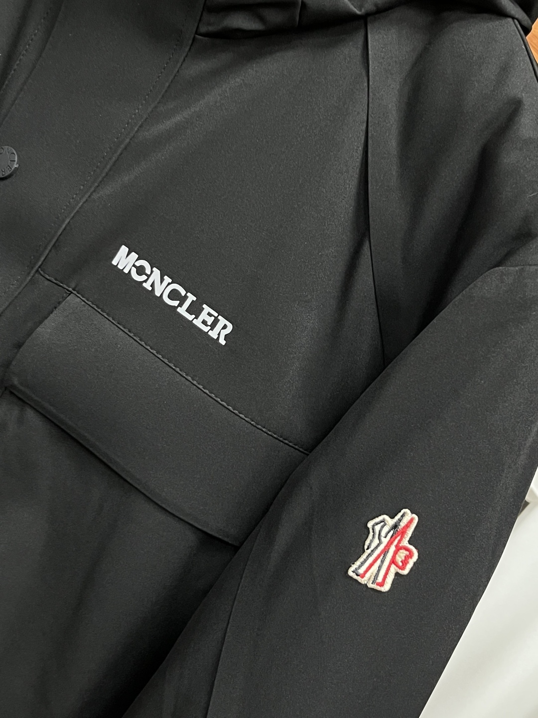 モンクレール メンズ ファッションダウンジャケット