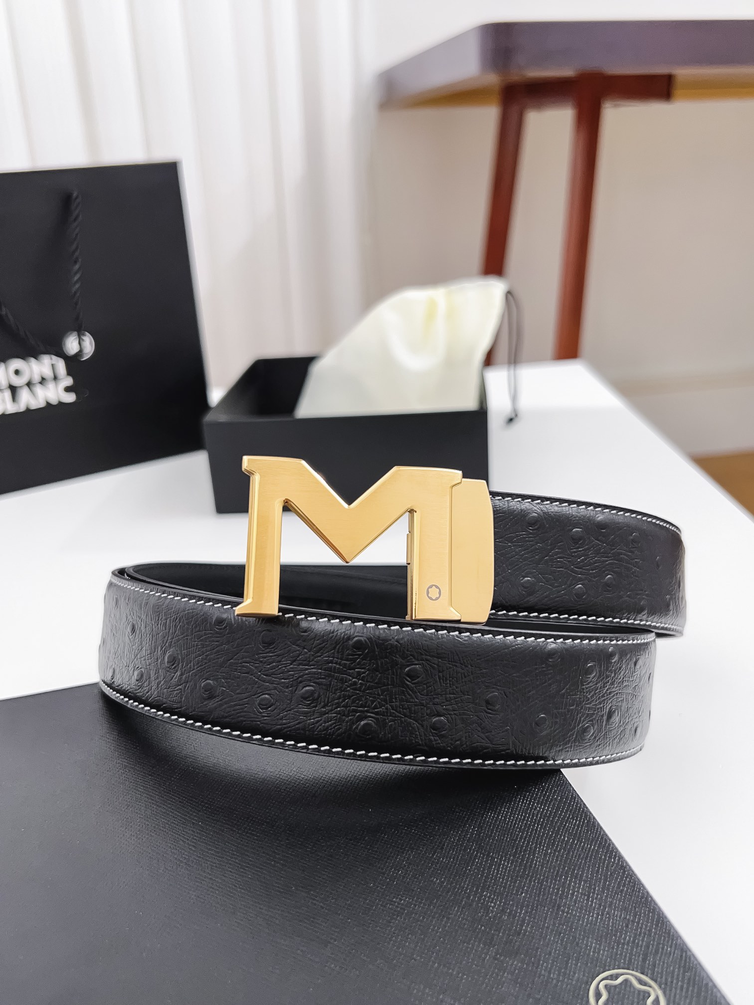 【厳選在庫】Montblanc ビジネスマン正装ベルト「全長約 100cm」