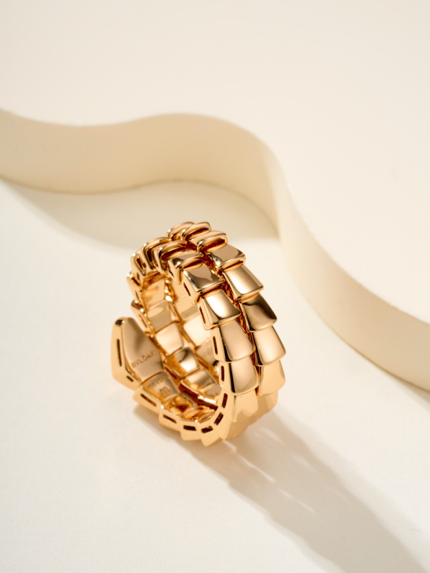 ブルガリ「Bvlgari」エレガントなリングコレクション