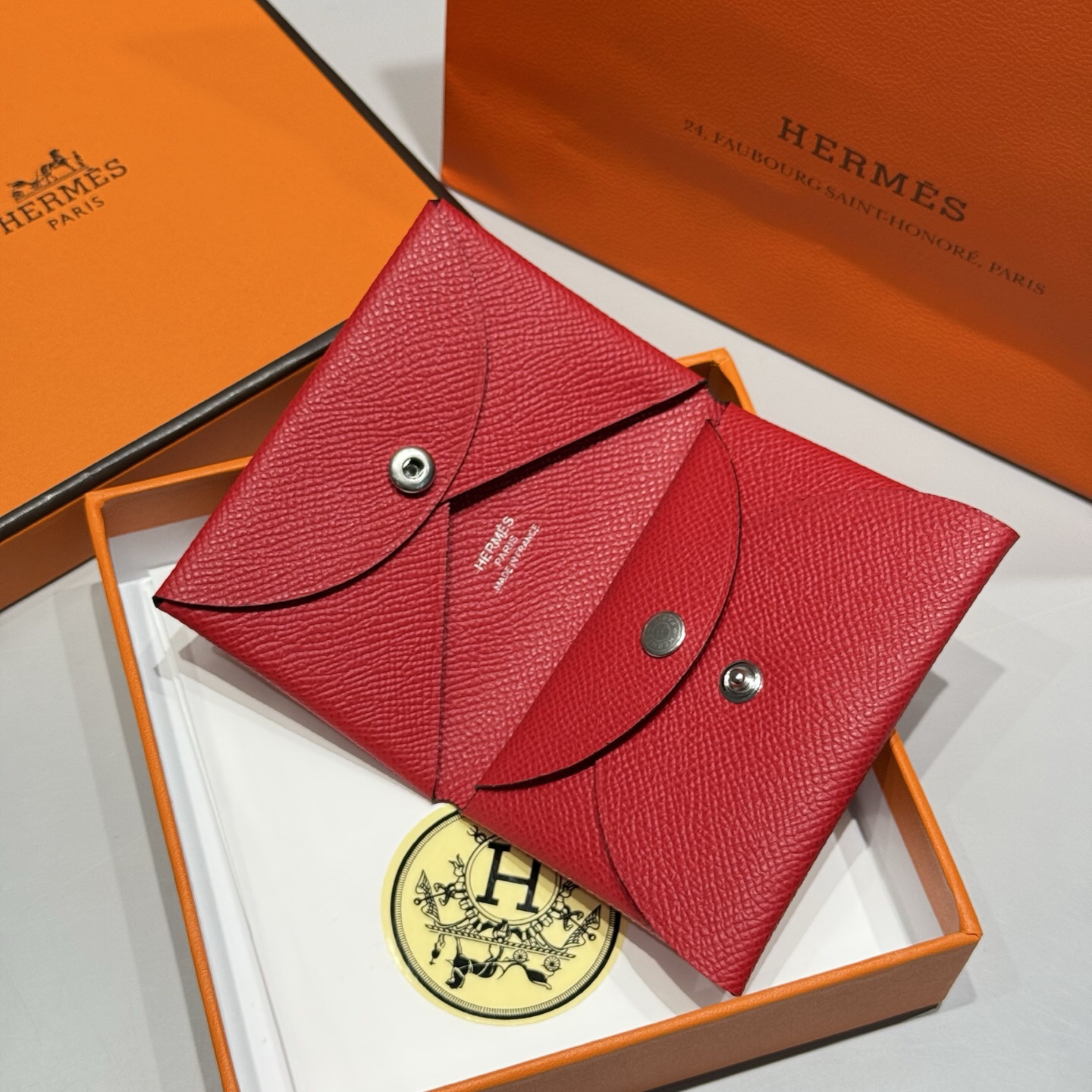 【限定新入荷】エルメス Calvi Duo 二層仕様カードケース「薄型収納」