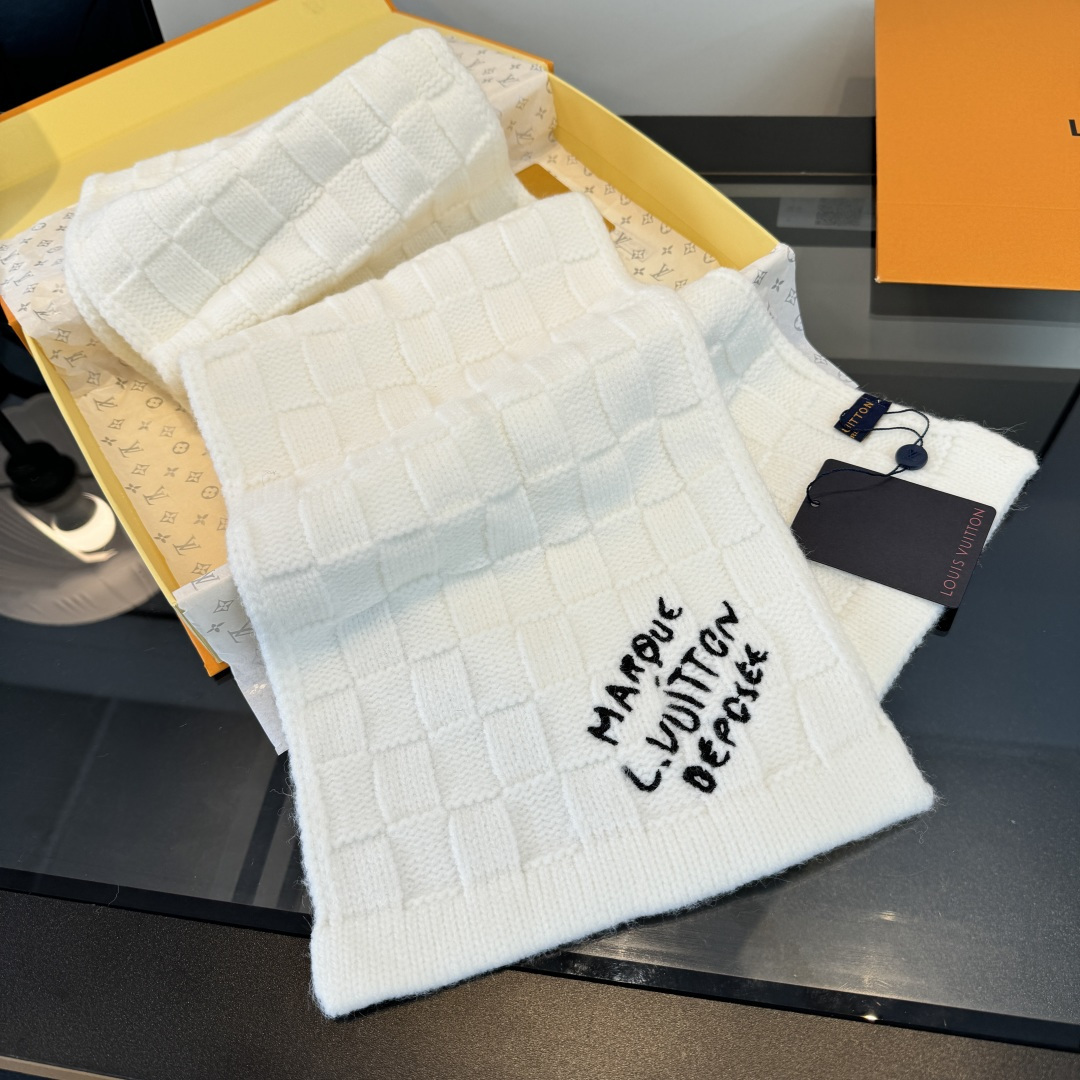 【希少逸品】ルイ・ヴィトン 秋冬 防寒アクセサリー マフラー＆ハットセット